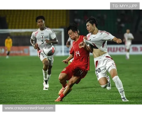 国少队屠弱也过瘾!邝兆镭们横空出世,中国足球挨了一记响亮耳光